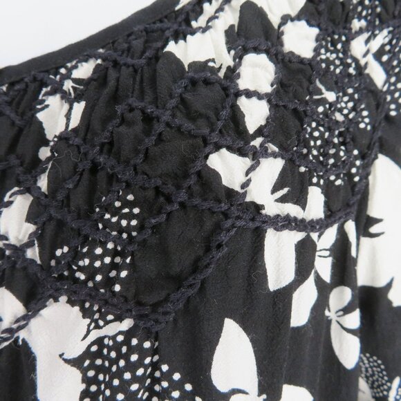 Talbots Womens Black White Butterfly 3/4 Sleeve Tunic Top S Crochet Detail - Picture 4 of 12